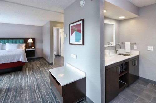 Hampton Inn & Suites Tucson East - image 29