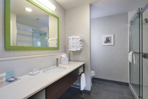 Hampton Inn & Suites Tucson East - image 32