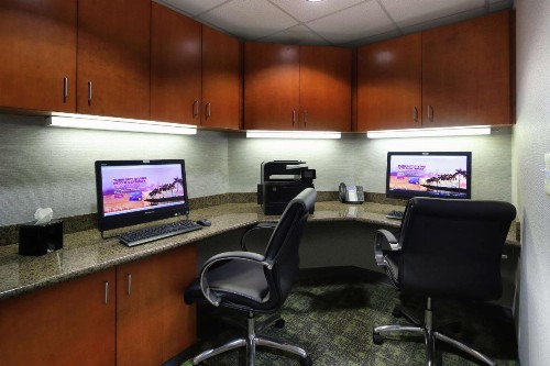 Hampton Inn & Suites Tucson East - image 6