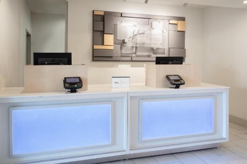 Holiday Inn Express Hotel & Suites Tucson an IHG Hotel - image 24