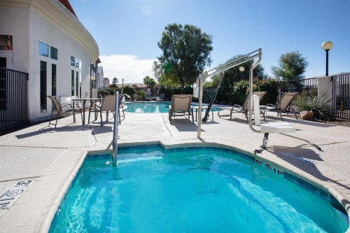 Holiday Inn Express Hotel & Suites Tucson an IHG Hotel - image 36