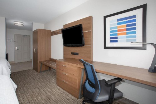 Holiday Inn Express Hotel & Suites Tucson an IHG Hotel - image 41