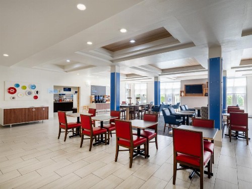 Holiday Inn Express Hotel & Suites Tucson an IHG Hotel - image 45