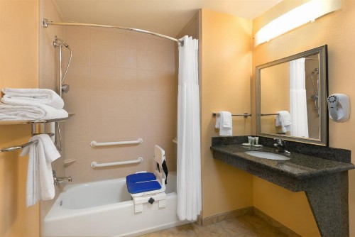 Staybridge Suites Tucson Airport an IHG Hotel - image 10
