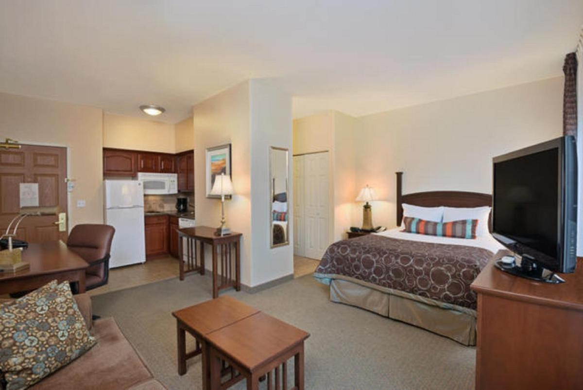 Staybridge Suites Tucson Airport an IHG Hotel - image 5
