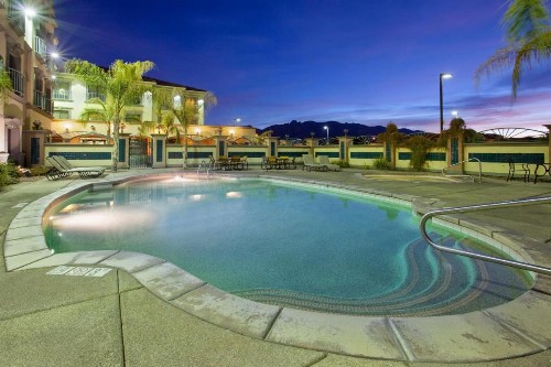 Holiday Inn Express Hotel & Suites Tucson Mall an IHG Hotel - image 5