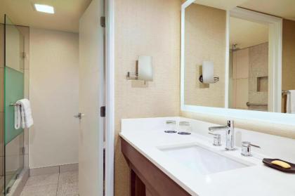 Sheraton Tucson Hotel & Suites - image 12