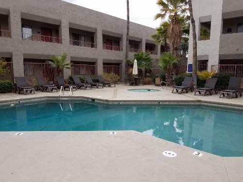 Best Western InnSuites Tucson Foothills Hotel & Suites - image 10