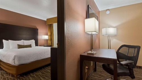 Best Western InnSuites Tucson Foothills Hotel & Suites - image 14