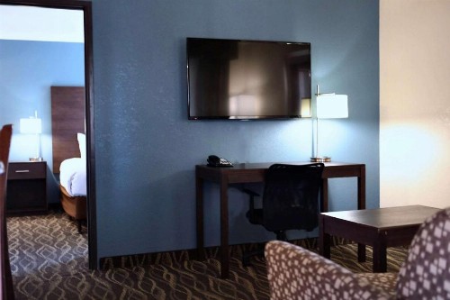 Best Western InnSuites Tucson Foothills Hotel & Suites - image 18