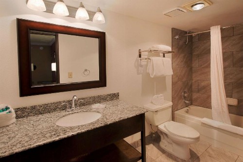 Best Western InnSuites Tucson Foothills Hotel & Suites - image 25