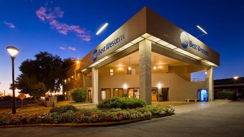 Best Western InnSuites Tucson Foothills Hotel & Suites - image 26