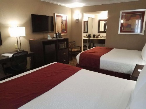 Best Western InnSuites Tucson Foothills Hotel & Suites - image 27