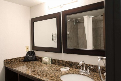 Best Western InnSuites Tucson Foothills Hotel & Suites - image 42