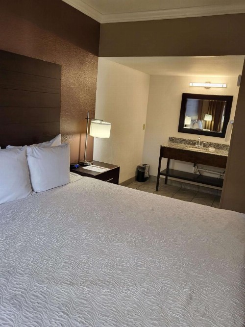 Best Western InnSuites Tucson Foothills Hotel & Suites - image 45
