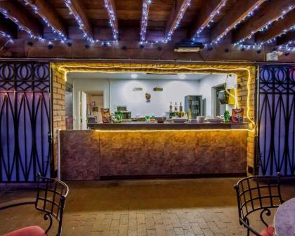Comfort Suites At Sabino Canyon - image 7