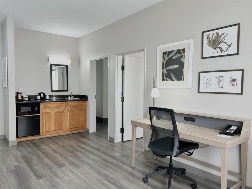 Country Inn & Suites by Radisson Tucson Airport AZ - image 2