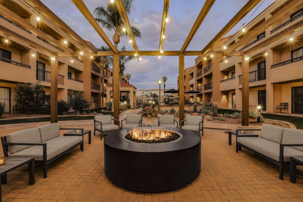 Courtyard Tucson Airport - main image