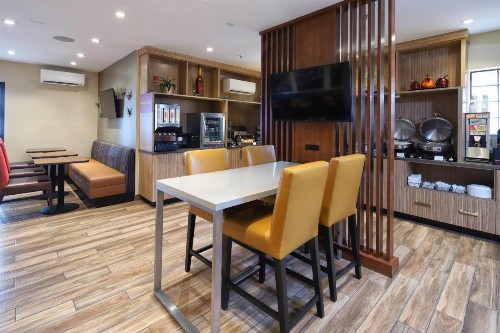 TownePlace Suites Tucson - image 21