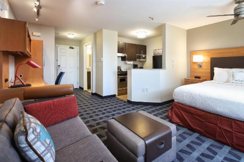 TownePlace Suites Tucson - image 4