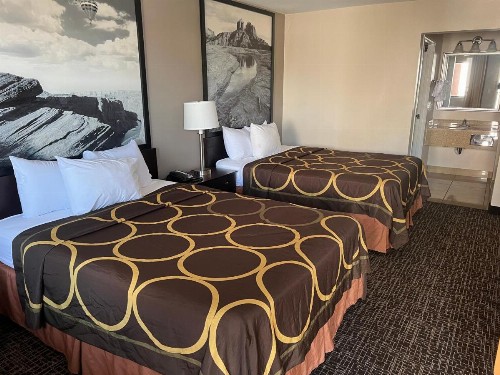 Super 8 by Wyndham Tucson/Grant Road Area AZ - image 16