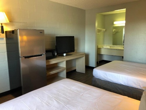 Extend-a-Suites - Tucson Airport - image 41