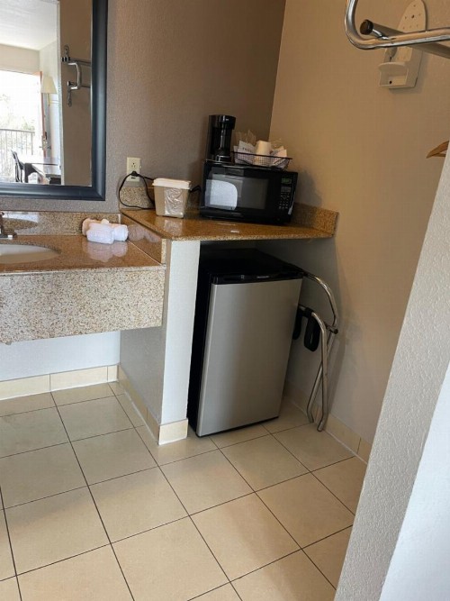 Travelodge by Wyndham Tucson AZ - image 33