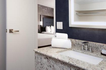 Embassy Suites by Hilton Tucson East - image 15