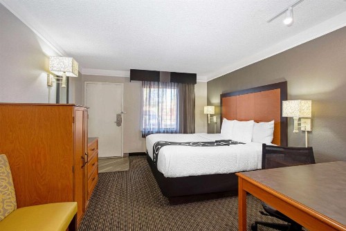 La Quinta Inn by Wyndham Tucson East - image 15