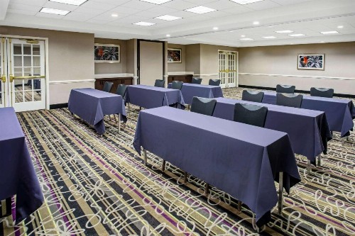 La Quinta by Wyndham Tucson Airport - image 25