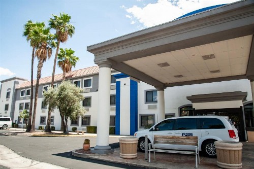 Holiday Inn Express Tucson-Airport an IHG Hotel - image 6