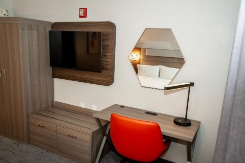 Holiday Inn Express Tucson-Airport an IHG Hotel - image 17