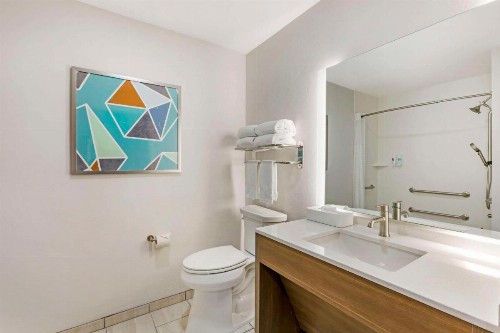 Comfort Suites at Tucson Mall - image 11
