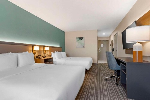 Comfort Suites at Tucson Mall - image 17