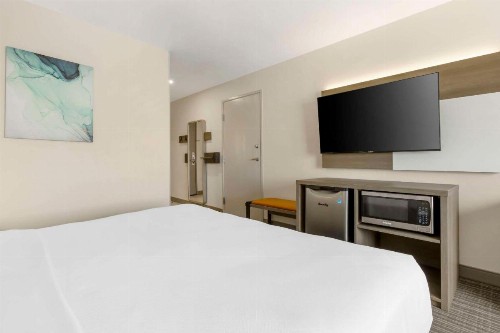 Comfort Suites at Tucson Mall - image 32