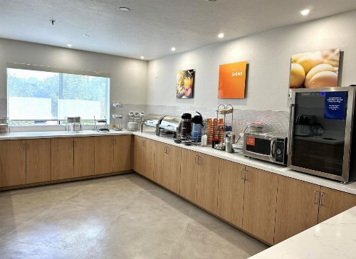 Comfort Suites at Tucson Mall - image 43