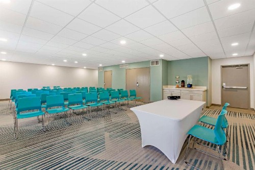 Comfort Suites at Tucson Mall - image 46