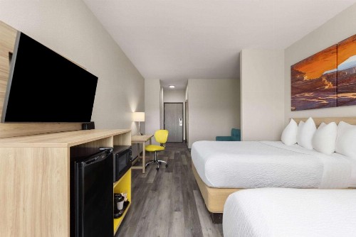 Days Inn & Suites by Wyndham Tucson/Marana - image 22