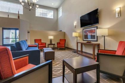 Comfort Inn  Suites North tucson   marana