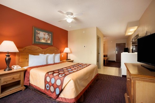 Super 8 by Wyndham Marana/Tucson Area - image 21