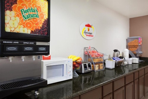 Super 8 by Wyndham Marana/Tucson Area - image 26