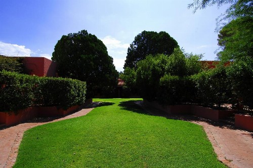 Arizona Inn - image 18