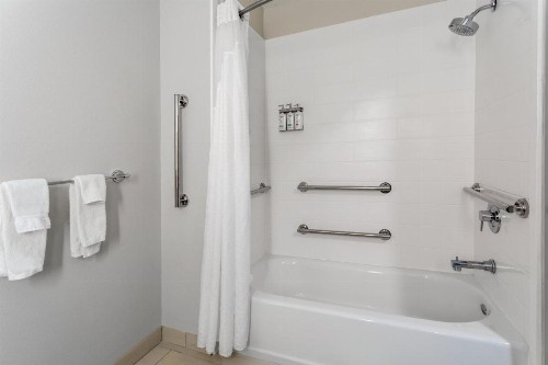 Holiday Inn Express Hotel & Suites Marana an IHG Hotel - image 11