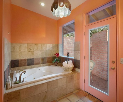 Cactus Cove Bed and Breakfast Inn - image 11