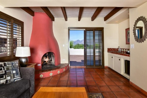 Lodge On The Desert - image 46