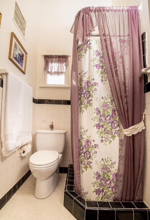 The Blenman Inn - image 20