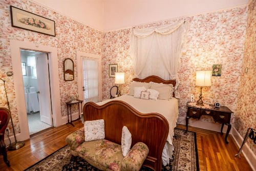 The Blenman Inn - image 22