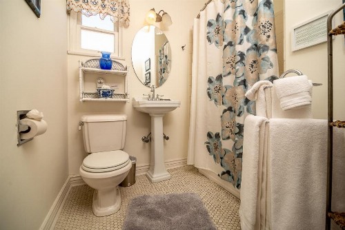 The Blenman Inn - image 24