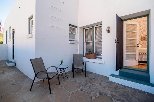 The Blenman Inn - image 37