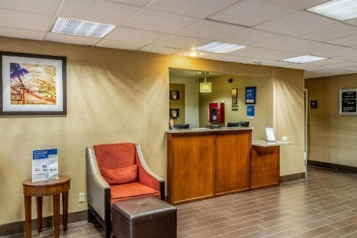 Comfort Inn Tucson - image 9